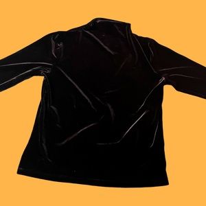 Vintage (90s) black velvet mock turtleneck top